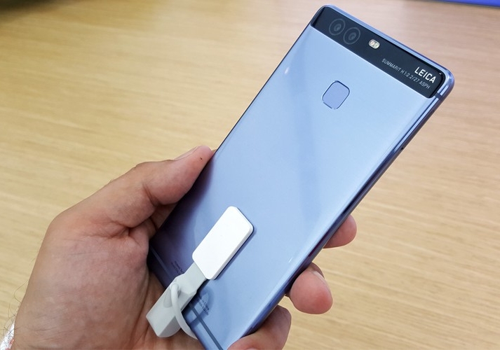 huawei p9 bleu dos 1