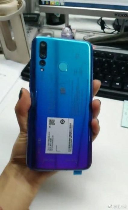 huawei nova 4 3